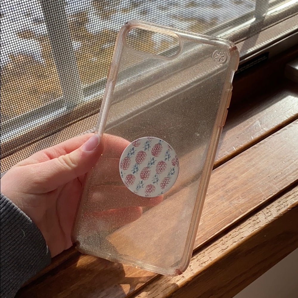 iPhone 6 phone case with pop socket